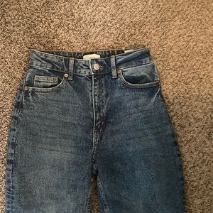 H&M Medium Wash High-Rise Mom jeans